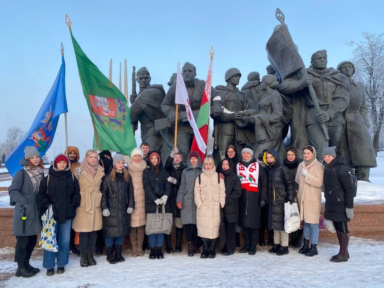 23 февраля