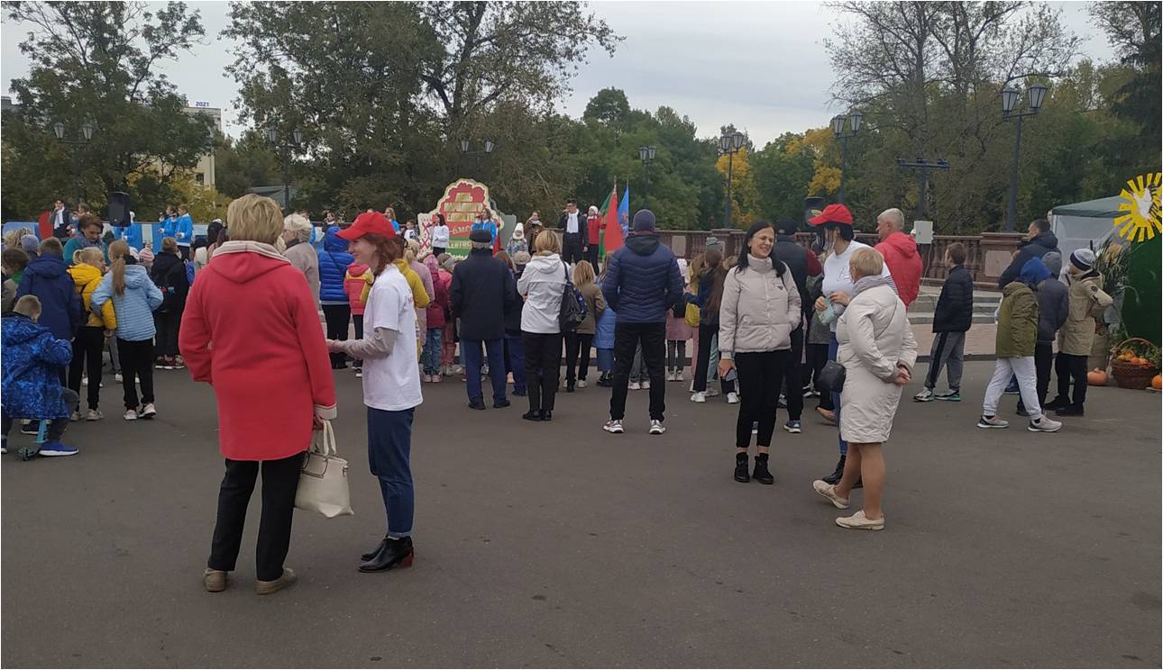 Октябрьский район собирает друзей